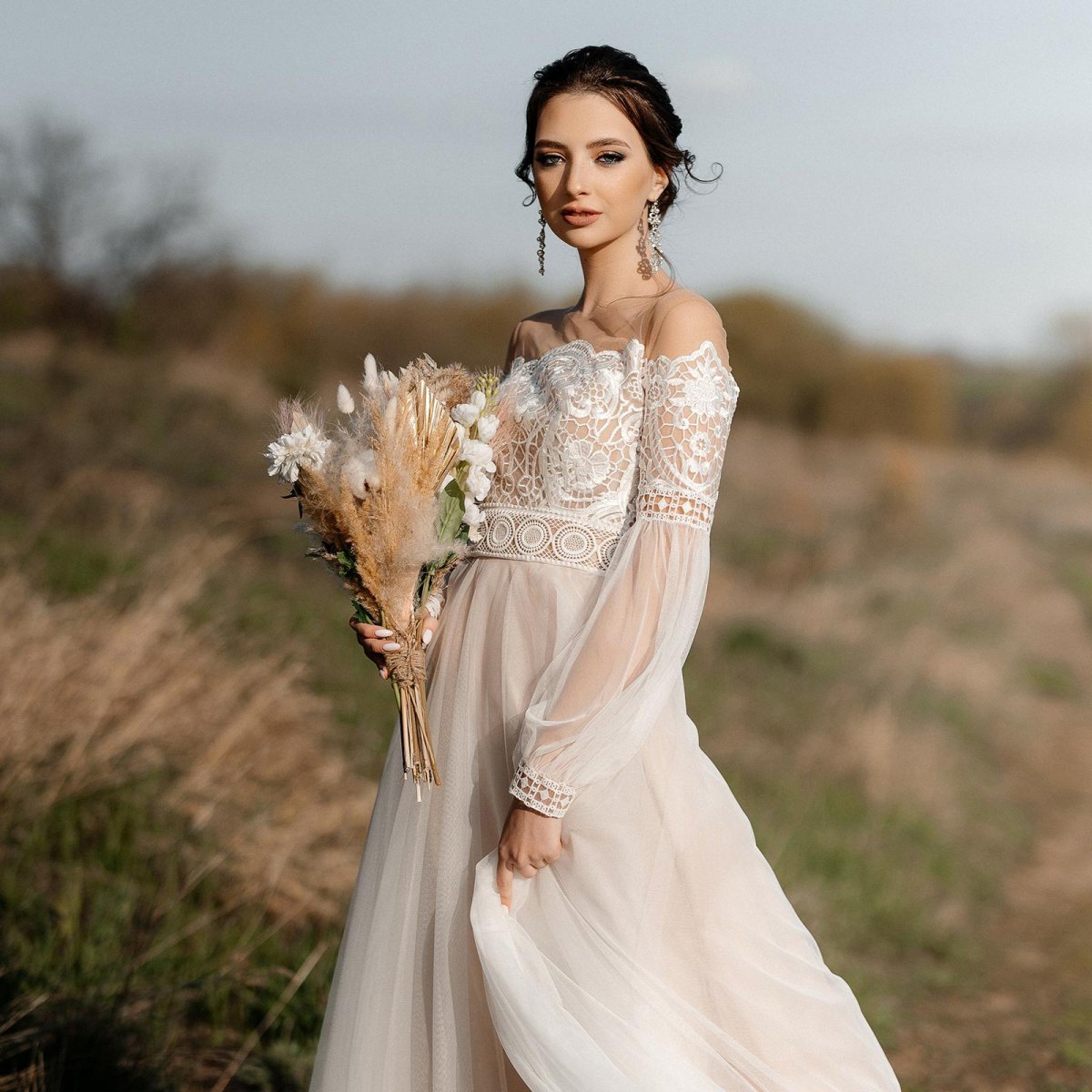 Earth tone bridal accessories and fashion