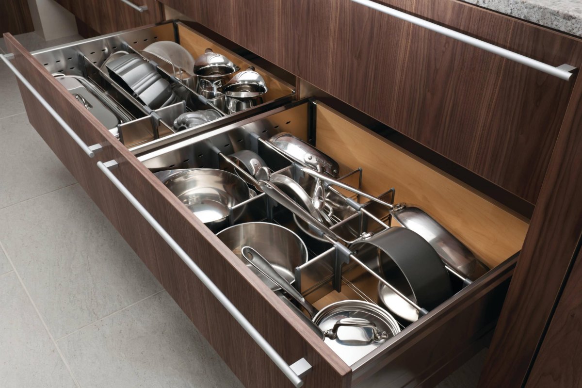 Deep drawer with pots and pans