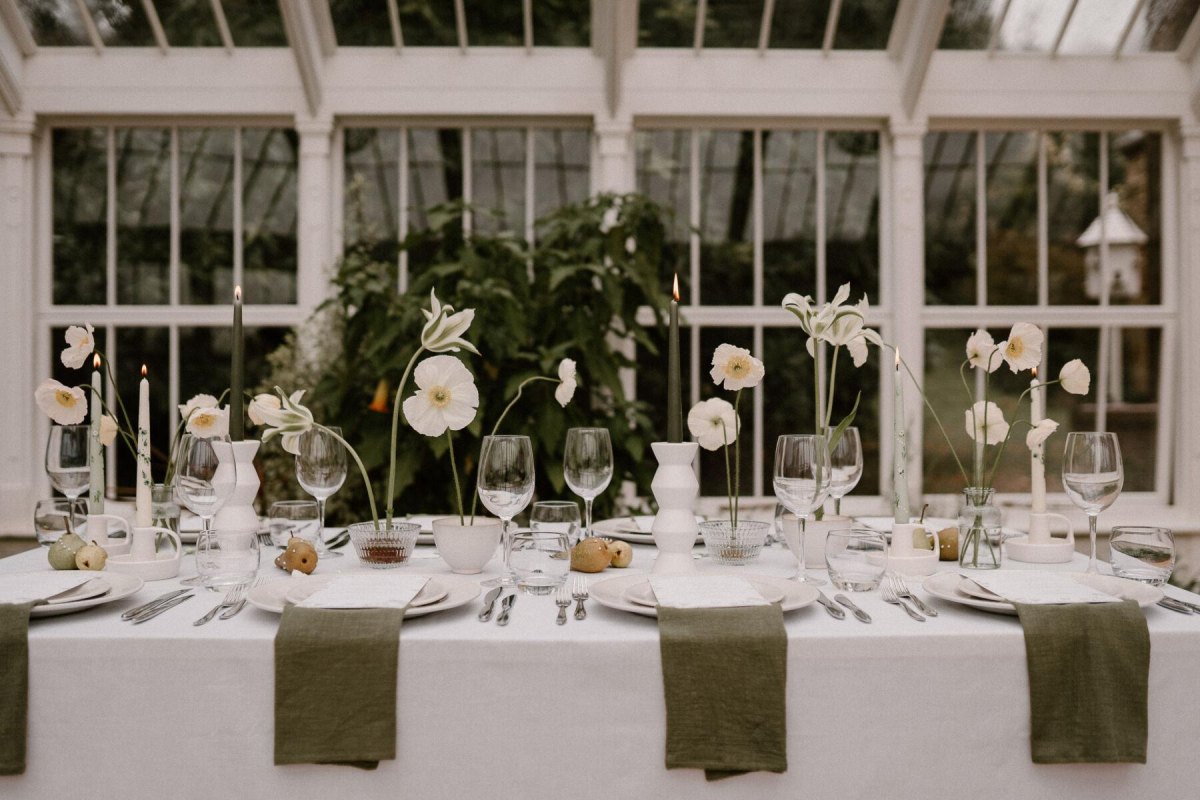 Sage Green Wedding Table Ideas for Elegant Receptions
