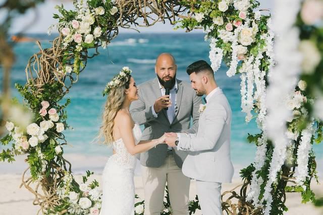 Beach destination wedding vows